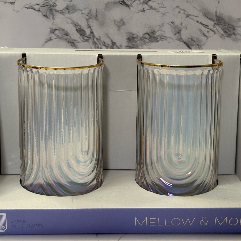 Mellow & Modern Iridescent Glass Tumbler Set